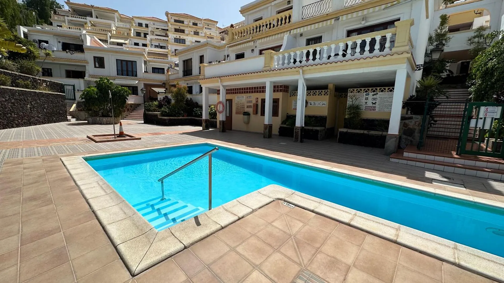 Windsor Park Spacious Apartment In Costa Adeje